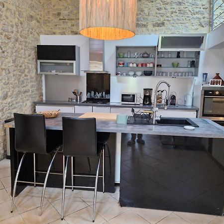 Demeure En Pierre Avec Piscine Privee Villa Etauliers Екстериор снимка