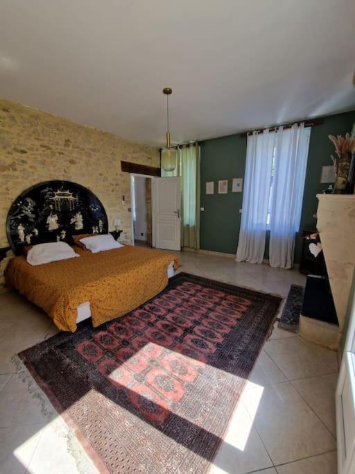Demeure En Pierre Avec Piscine Privee Villa Etauliers Екстериор снимка