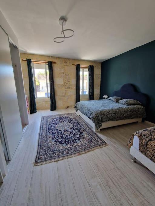 Demeure En Pierre Avec Piscine Privee Villa Etauliers Екстериор снимка