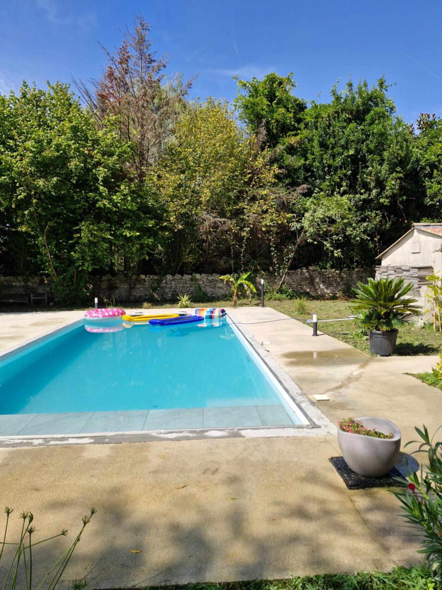 Demeure En Pierre Avec Piscine Privee Villa Etauliers Екстериор снимка